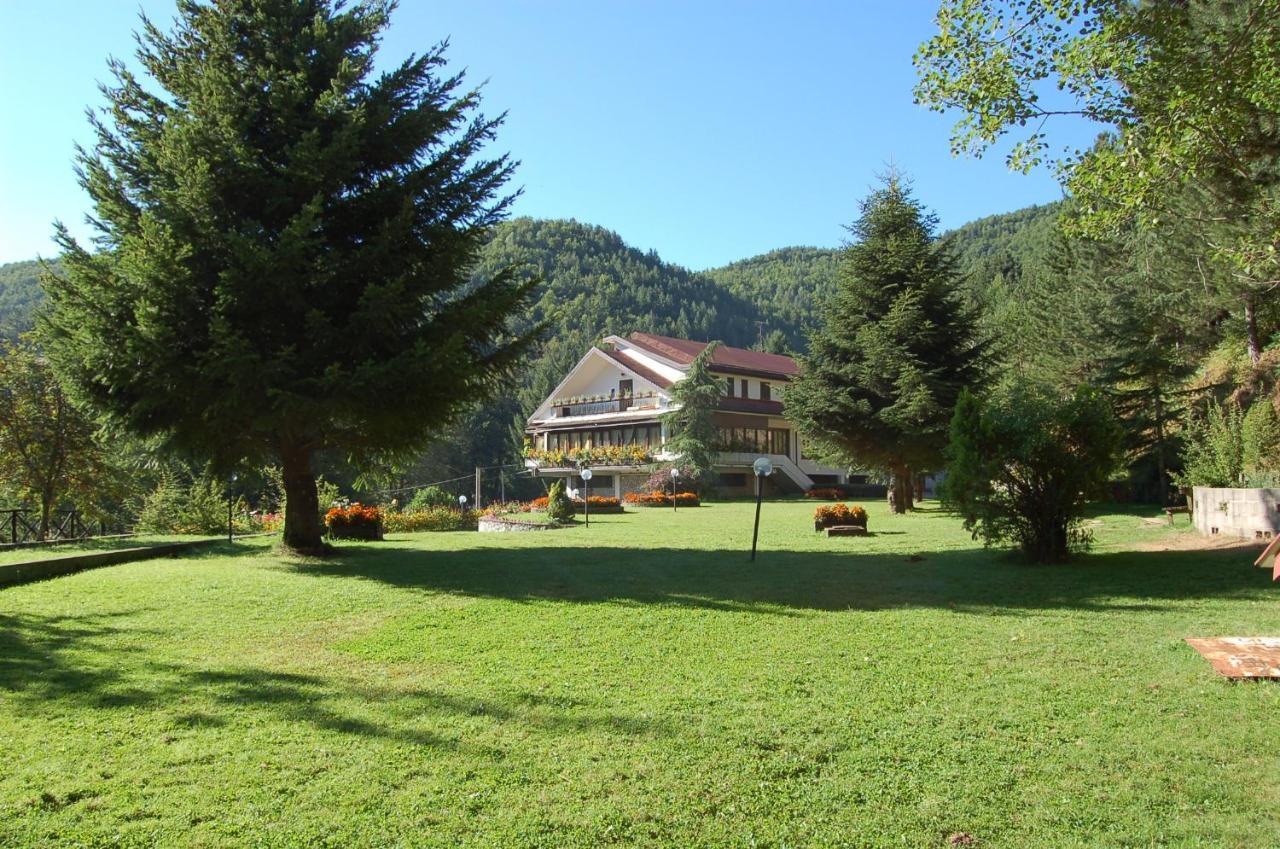 Hotel Lo Sciatore Cotronei Zewnętrze zdjęcie